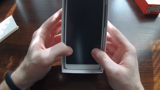 REDMI 5 (3/32) - РАСПАКОВКА И ПЕРВЫЕ ВПЕЧАТЛЕНИЯ
