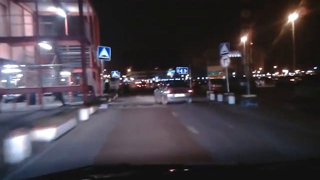 Очередное типичное поведение милиции на дорогах смотреть онлайн