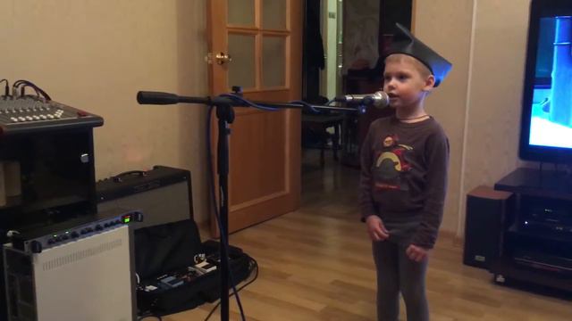 Я уеду жить в Лондон. Андрюша 4 года смотреть онлайн
