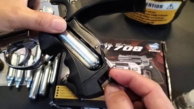 WG 708 C02 Airsoft Revolver unboxing and quick video testing. Unit of Sir Jobert смотреть онлайн