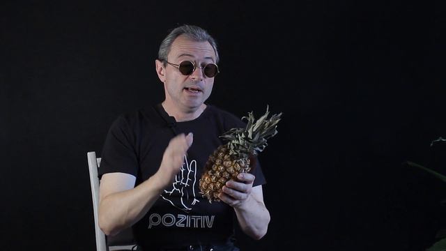 Как выбрать ананас. Сладкий, сочный, вкусный смотреть онлайн