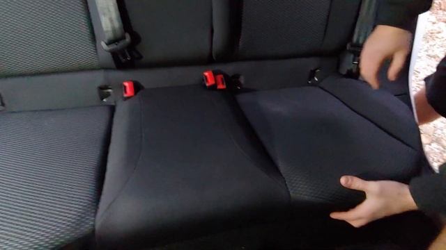 VW rear Bench seat removal (vw isofix) смотреть онлайн