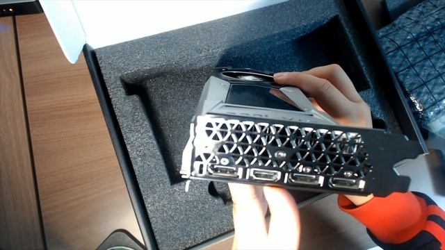 라이젠 업그레이드 12화 Geforce GTX 1080Ti 개봉기, 설치기, 약간의 사용기 смотреть онлайн