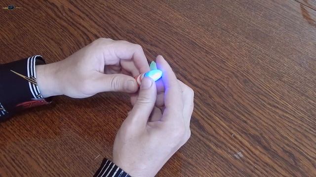 Обзор самодельного поплавка для дневной и ночной рыбалки. смотреть онлайн