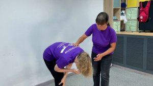 Помощь подавившемуся: прием Геймлиха