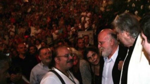 Τα podcast του Γιάννη Κ Ιωάννου - Ο Γιάννης Κ Ιωάννου θυμάται στιγμές με τον Μίκη Θεοδωράκη.