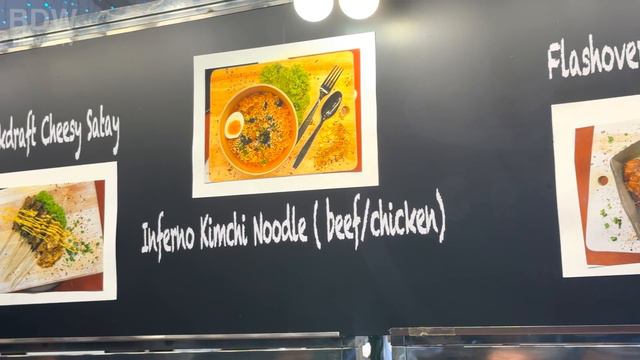 Singapore Night Market 2023 | Woodlands Ramadan Bazaar | Bazar Raya Utara Tour смотреть онлайн