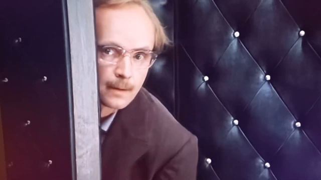 Клип на фильм "Служебный роман". Песня "Моей душе покоя нет". смотреть онлайн