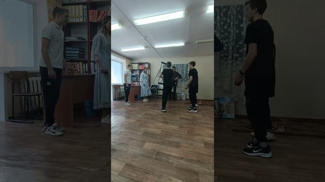 Отрывок из произведения "Трое в лодке не считая собаки" смотреть онлайн