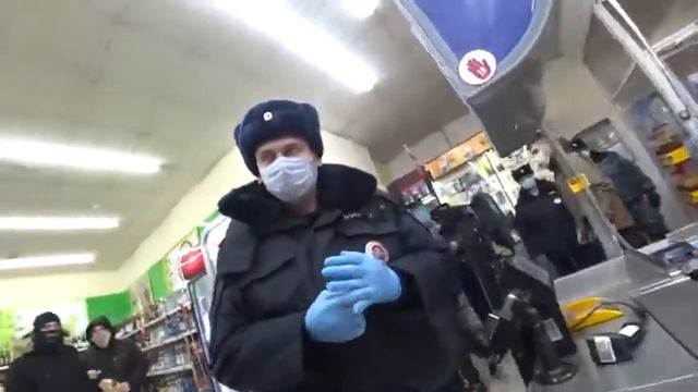 Нашли просрочку. Приехала мусорская крыша. Предвзятое отношение. Попытка 20.6.1. Попытка задержания смотреть онлайн