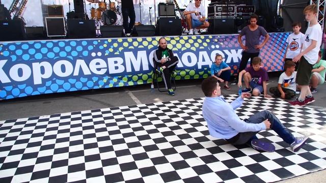 bboy SilverRock vs Pas - King town battle смотреть онлайн