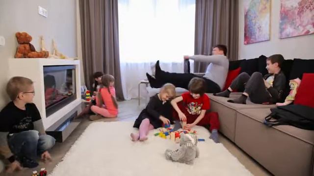 Эпизод Мама и Папа смотреть онлайн