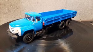 Сборка из коробки/Зил-133 гя/avd/Масштабная модель 1:43
