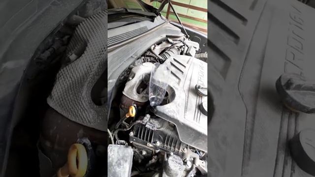 Hyundai Santa Fe 2020 Diesel 2.2 Change Oil / Change Filter