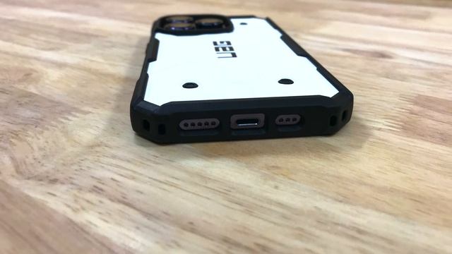 UAG Pathfinder For IPhone 14 Pro