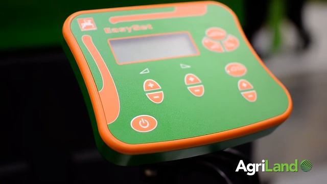 SIMA 2017: Amazone fertiliser spreader developments смотреть онлайн