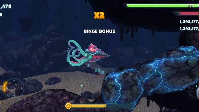THE BIGGEST OCTOPUS IN HUNGRY SHARK GAME EVER смотреть онлайн