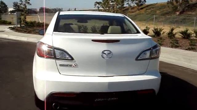 Quick Glance Mazda Mazda3 i Touring Sedan Video - Kelley Blue Book