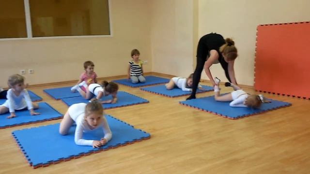 открытый урок по Хореографии у Сеньки ) смотреть онлайн