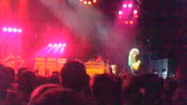 Lenny Kravitz concert in Lithuania, guitar improvisation смотреть онлайн