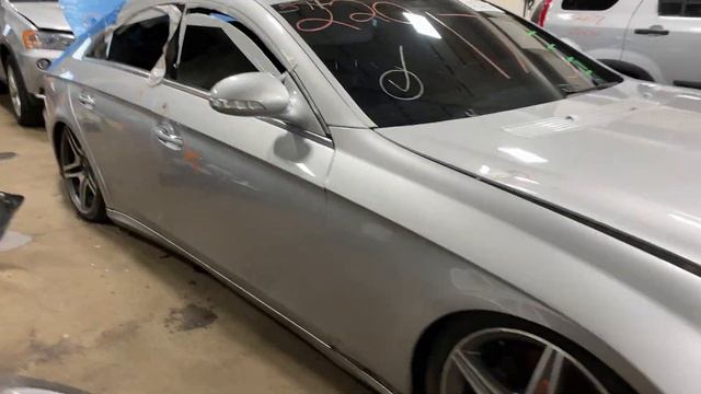 Parting out a 2008 Mercedes CLS550 parts car - 220173 - Tom's Foreign Auto Parts смотреть онлайн