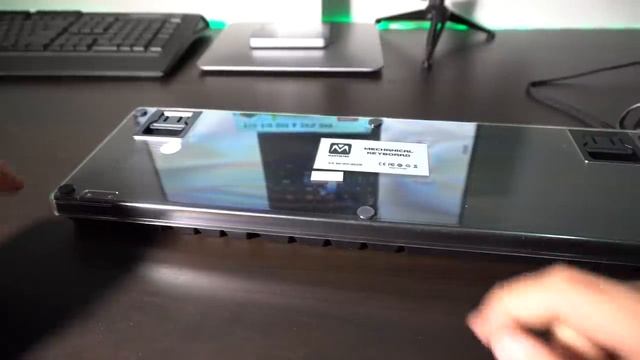 MantisTek GK1 : Механическая клавиатура из Китая смотреть онлайн