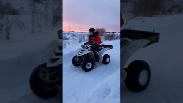 Yamaha raptor 80 #дрифт #ямаха #yamaha #raptor #зимнийдрифт #квадроцикл #short #мотозима #дрифтфонк смотреть онлайн