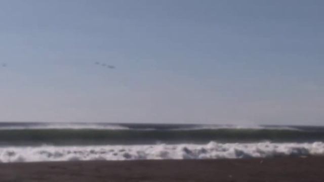 Тихий океан, Камчатка, летят самолеты смотреть онлайн