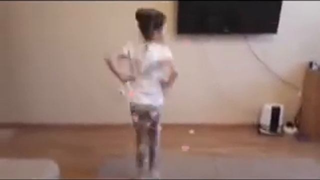 Челлендж#Повторяй за тренером.Объединение эстрадно-спортивного танца "Винтаж", педагог Хабибова Д.Р смотреть онлайн