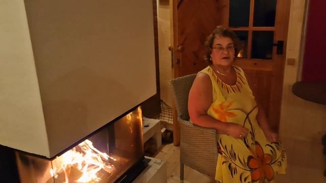 Влог каждый день.Уютный домашний влог у камина на даче с мамиными воспоминаниями о Таллинне.Vlog смотреть онлайн