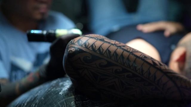 POLYNESIAN TATTOO TIMELAPSE | FREE HAND смотреть онлайн