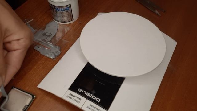 Сколько термопасты наносить на процессор смотреть онлайн