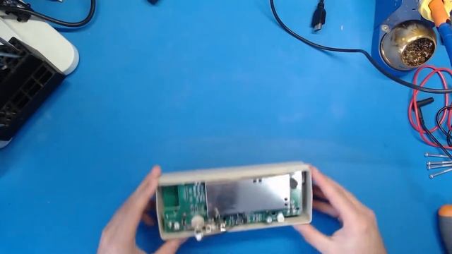 Vici VC8145 Bench Multimeter Modding - Backlight Auto On Fix