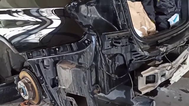 BMW 320d Кузовной ремонт правого угла и замена бампера. смотреть онлайн