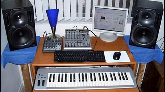 Rap Con Piano Y Violin W B En El Instrumental MAXIMO Studio mp 2014 смотреть онлайн