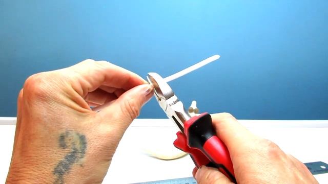 Сделал фигурку русалки. Поделки из веток своими руками. смотреть онлайн