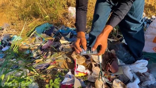 Great day - Looking a lot Big New lactasoy (Jewelry, 10000$) , new Money$$ , Sprite at Field Trash смотреть онлайн