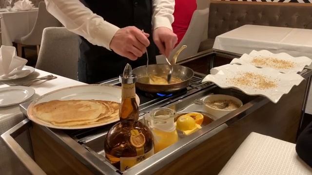 БЛИНЧИКИ ПО ФРАНЦУЗСКИ в Карловых Варах - ЧЕХИЯ. смотреть онлайн