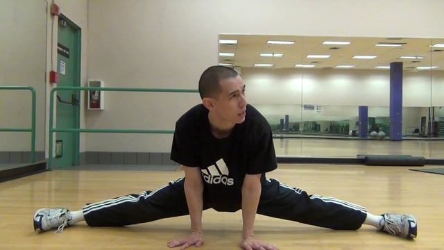 Stretching Video (October 13, 2011) by Kelly Magovern смотреть онлайн
