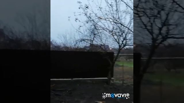 Навес у дома