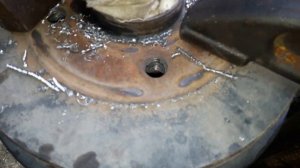 Lada vesta сломались колёсные болты в барабанах, удаление восстановление