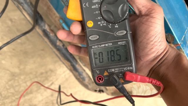 Best E Rickshaw ToTo Automatic Charger | Voltsman Eastman Charger Review and Testing #erickshaw смотреть онлайн