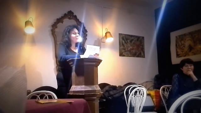 Валентина Карпушина-Артегова читает свои стихи смотреть онлайн