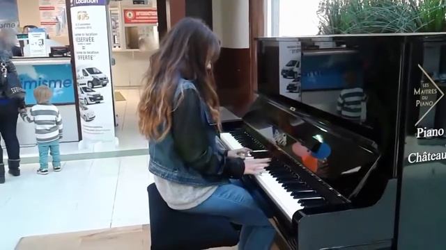 Музыканты 80 уровня #5 VsE MoгyT KopoLi Круто играет на пианино смотреть онлайн