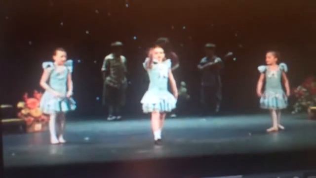Madison in the wizard of Oz: Lullaby League смотреть онлайн