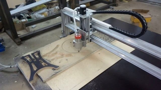 Мебель из фанеры на ЧПУ. Раскрой фанеры на недорогом чпу станке смотреть онлайн