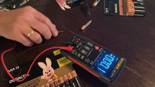 Батарейки Duracell размера AA Мизинчиковые, ААА Пальчиковые. смотреть онлайн