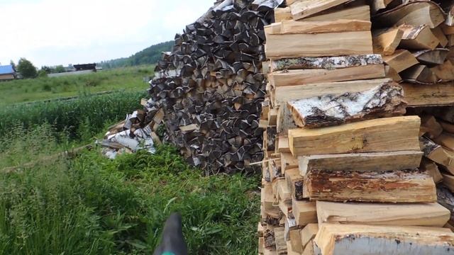 Как мы складываем дрова на долгие года смотреть онлайн