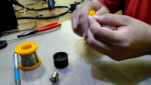 Генератор бесплатного электричества 12В из магнита своими руками. смотреть онлайн