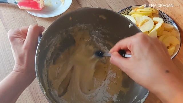 Рецепт яблочного пирога. Вкуснятина к чаю! Сладкая выпечка из яблок. Что приготовить из яблоки смотреть онлайн